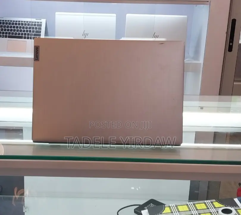 New Laptop Lenovo Ideapad 3 12GB AMD Ryzen 3 SSD 256GB