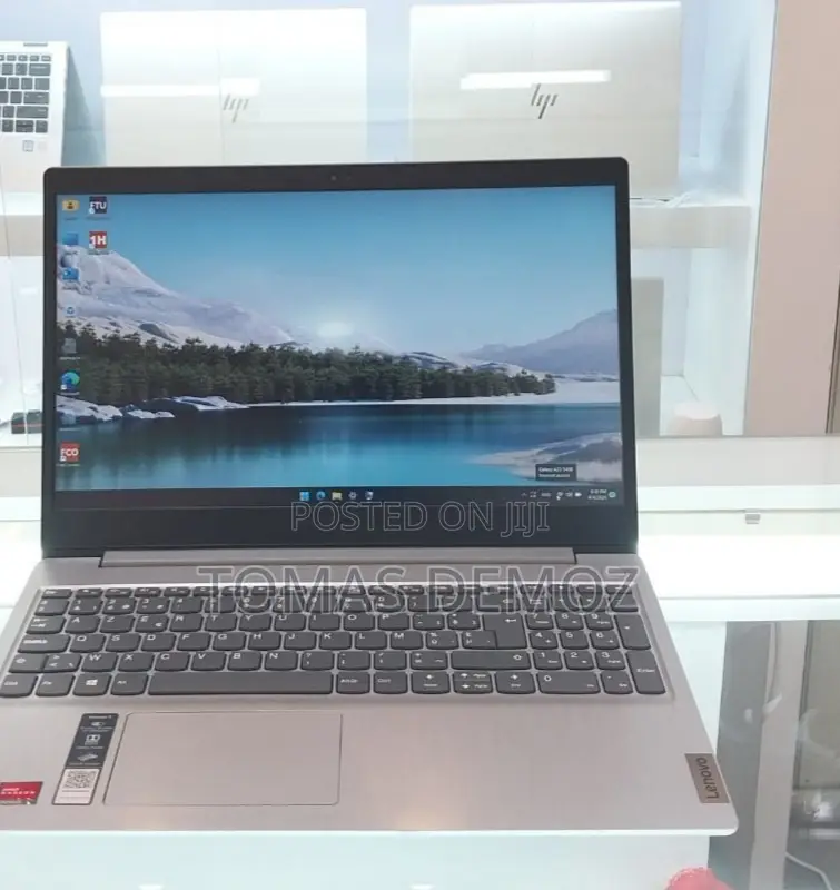 New Laptop Lenovo IdeaPad Z580 12GB AMD Ryzen 3 SSD 256GB