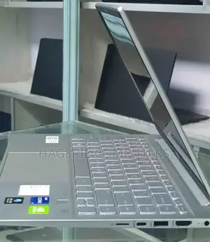 New Laptop HP Pavilion 14z 16GB Intel Core I7 SSD 512GB