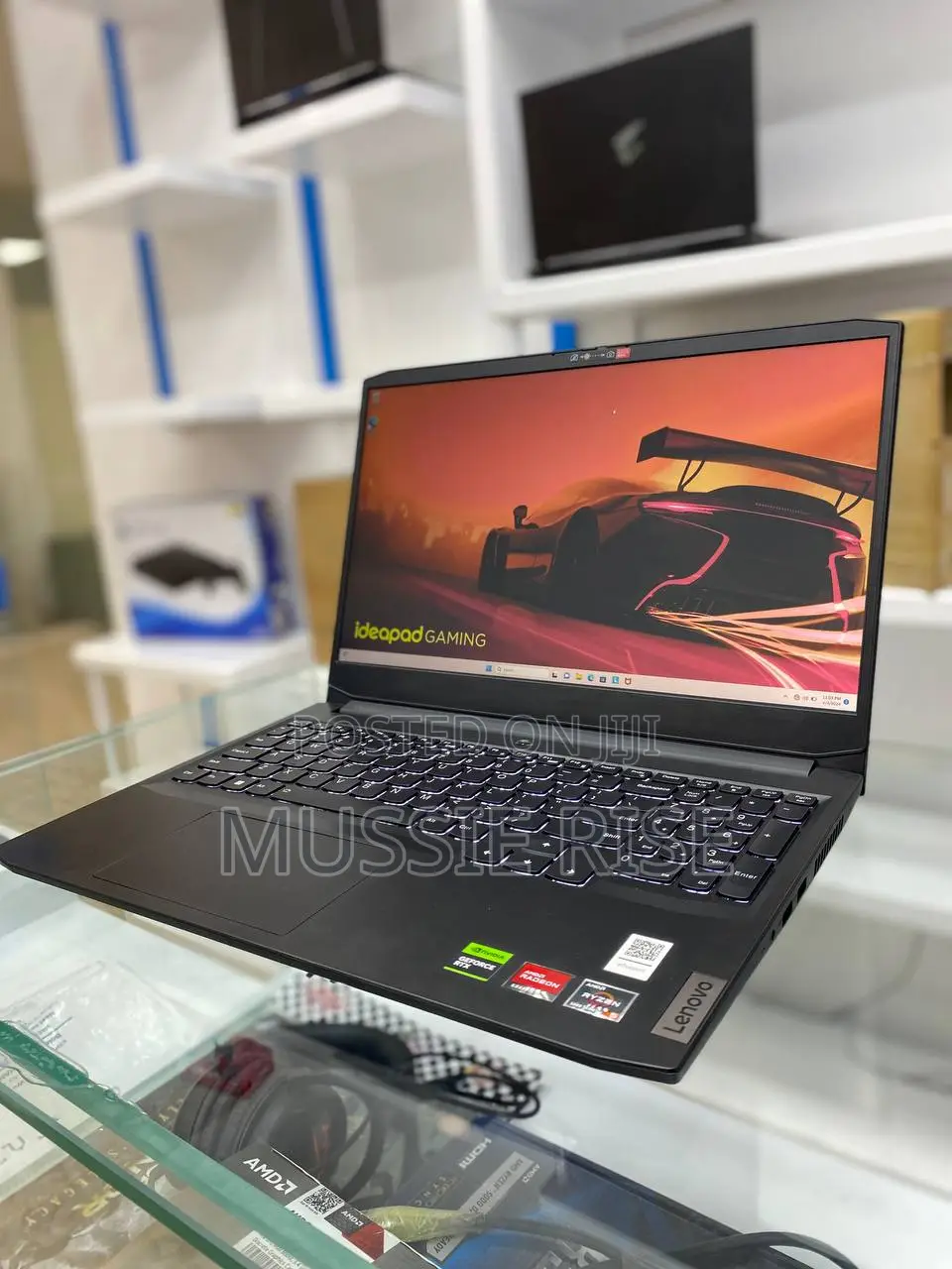 New Laptop Lenovo IdeaPad Z710 8GB AMD Ryzen 5 SSD 512GB
