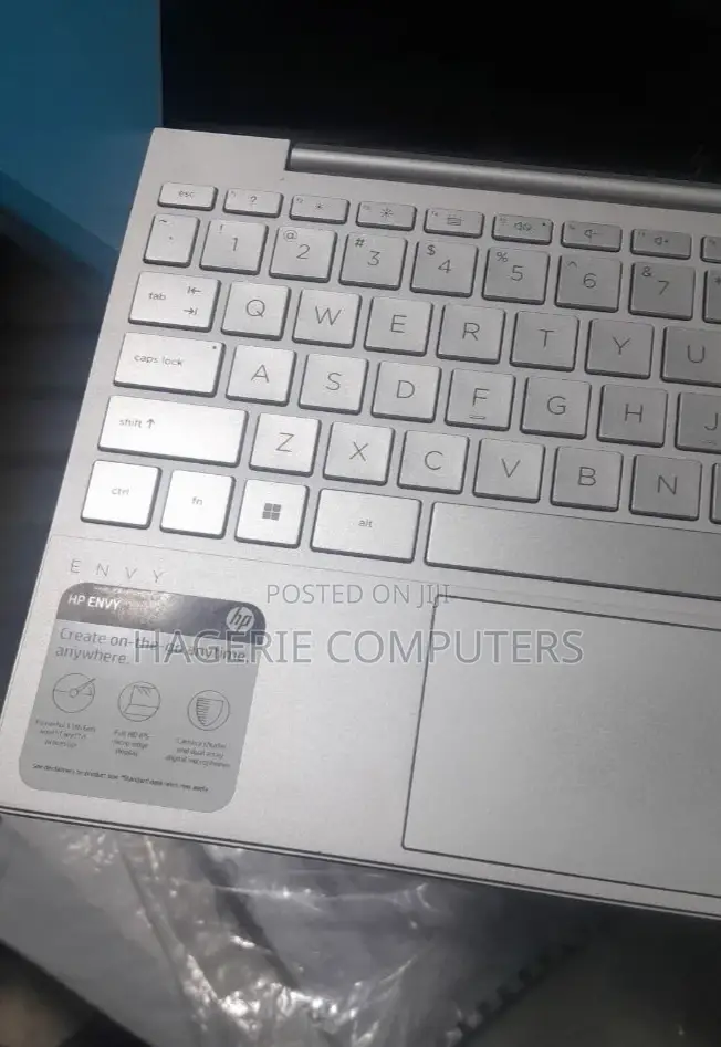 New Laptop HP Envy 13 16GB Intel Core I5 SSD 512GB