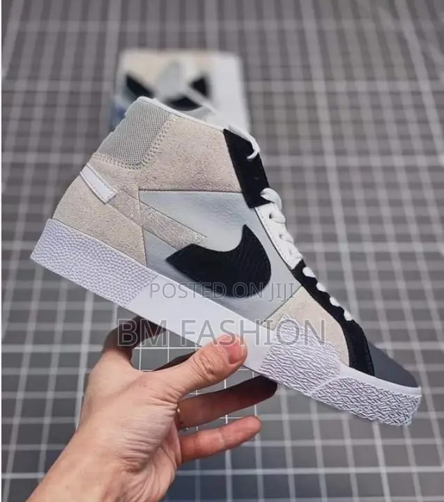 Nike SB Zoom Blazzer Mid 77