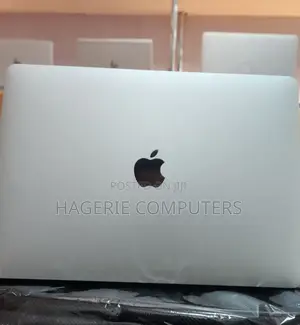 New Laptop Apple MacBook Pro 2020 M1 8GB Apple M1 Pro SSD 256GB