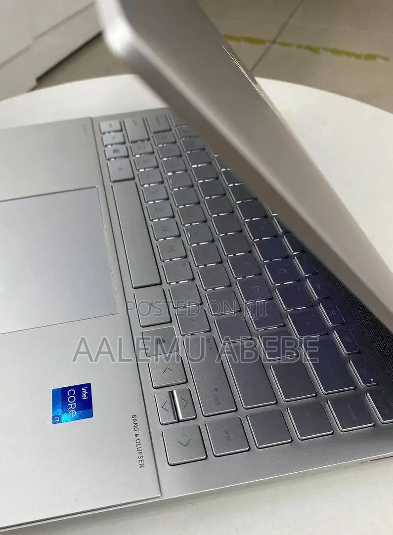 New Laptop HP Envy 14 16GB Intel Core I7 SSD 512GB