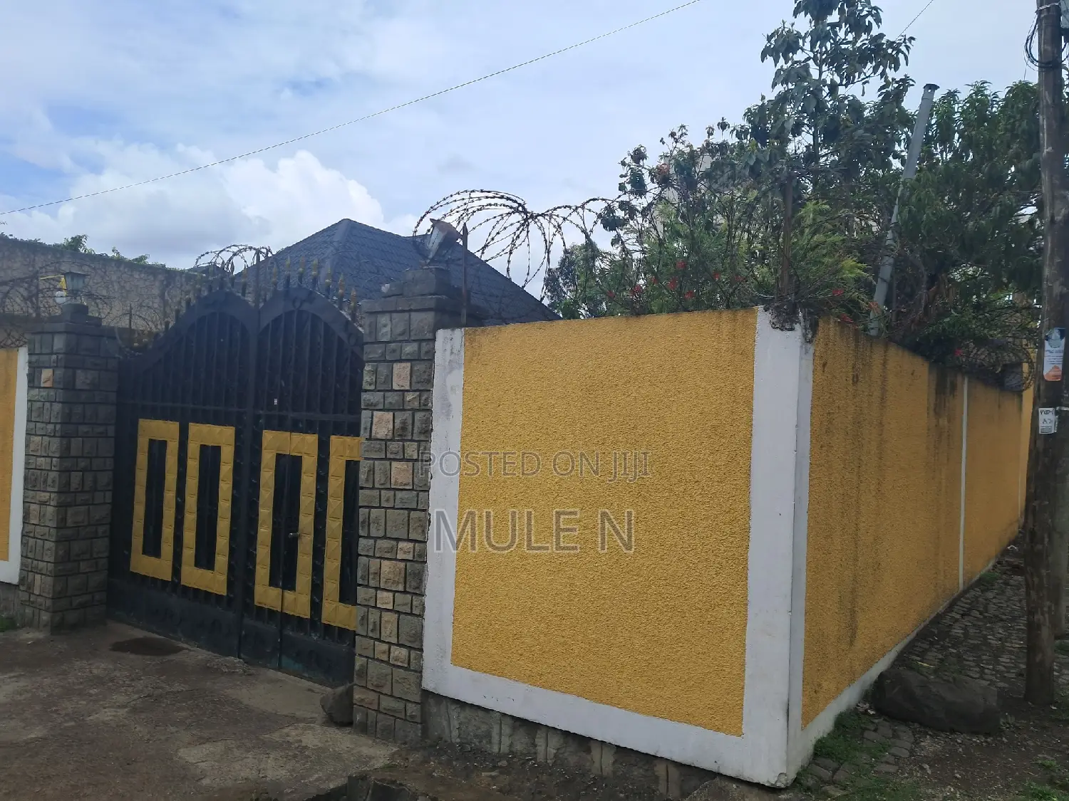 4bdrm House in Wesen Top Spa, Yeka for sale