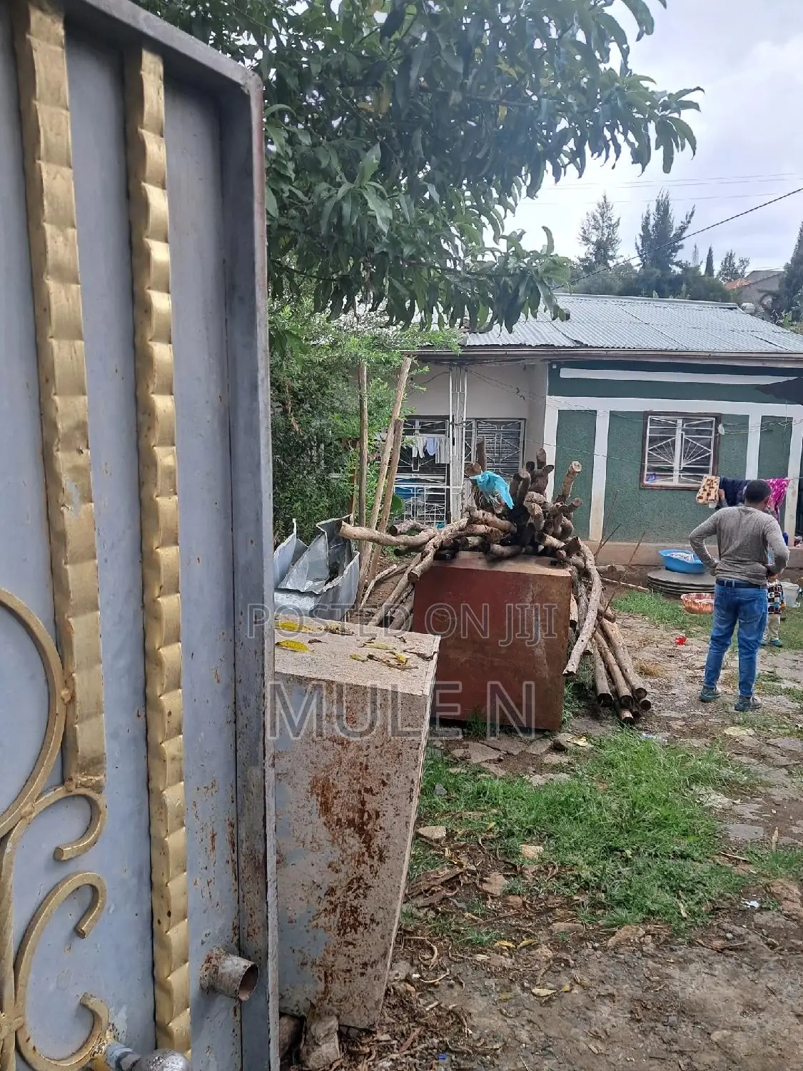 5bdrm House in Abem Kara, Yeka for sale