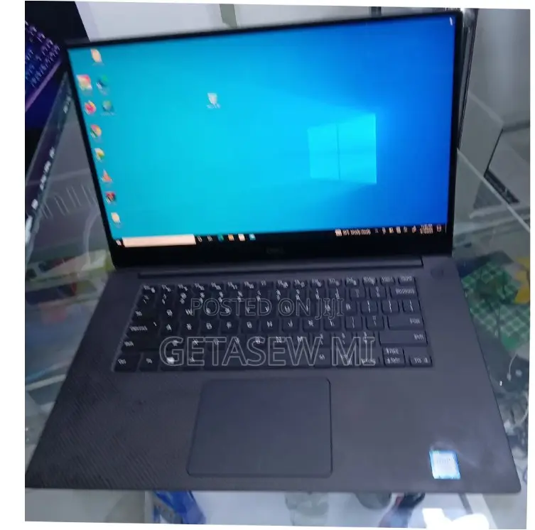 New Laptop Dell Precision 5520 32GB Intel Core I9 SSD 512GB