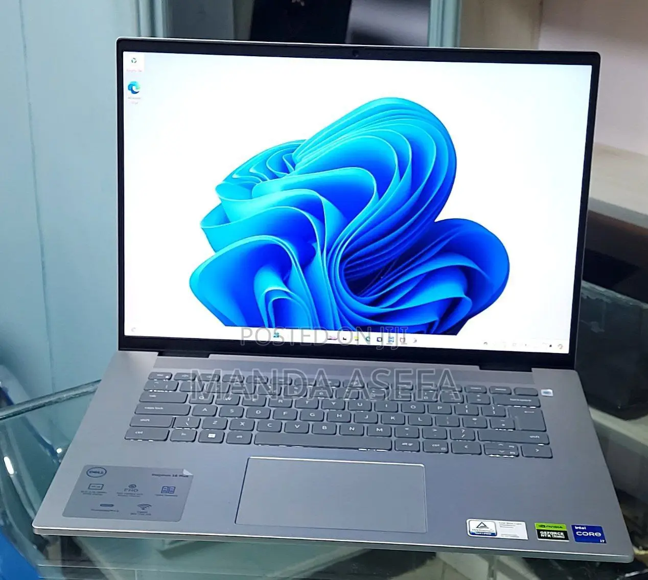 New Laptop Dell 16GB Intel Core I7 SSD 1T