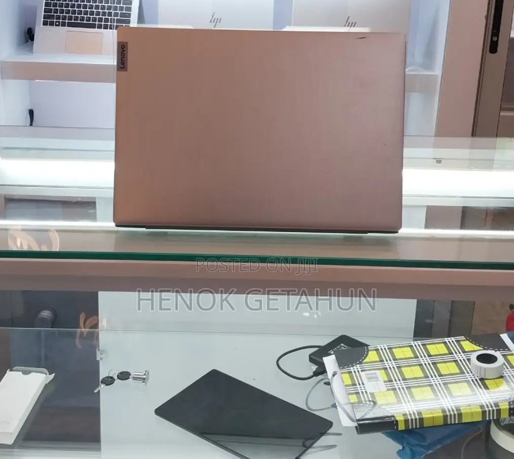 New Laptop Lenovo Ideapad 3 12GB AMD Ryzen 3 SSD 256GB