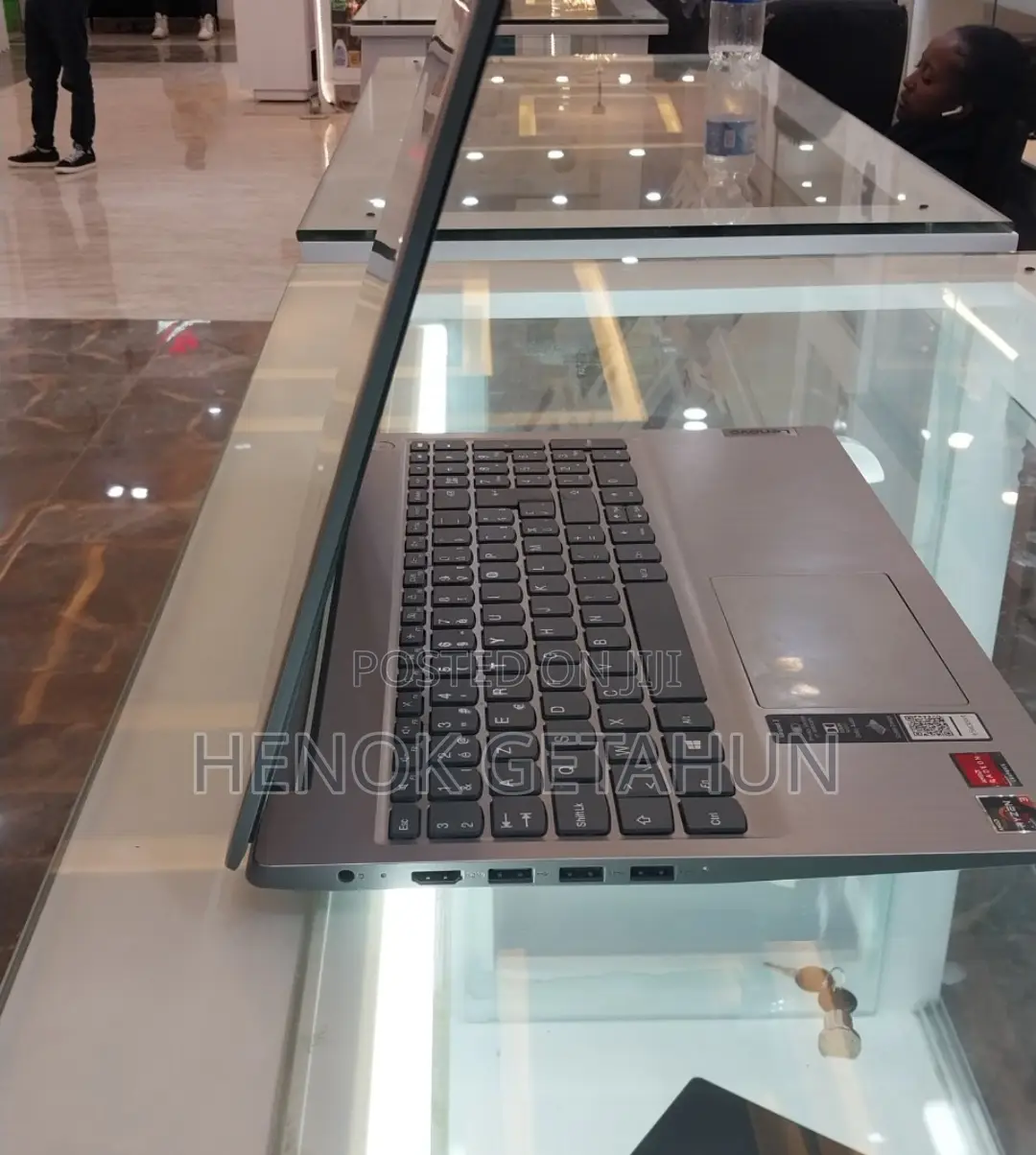 New Laptop Lenovo Ideapad 3 12GB AMD Ryzen 3 SSD 256GB