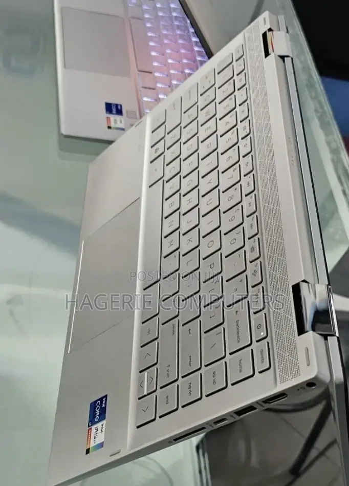 New Laptop HP Pavilion 14-ce1000 8GB Intel Core i5 SSD 512GB