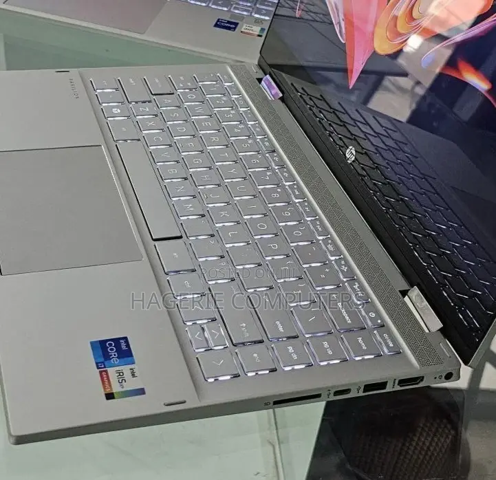 New Laptop HP Pavilion 14-ce1000 8GB Intel Core i5 SSD 512GB