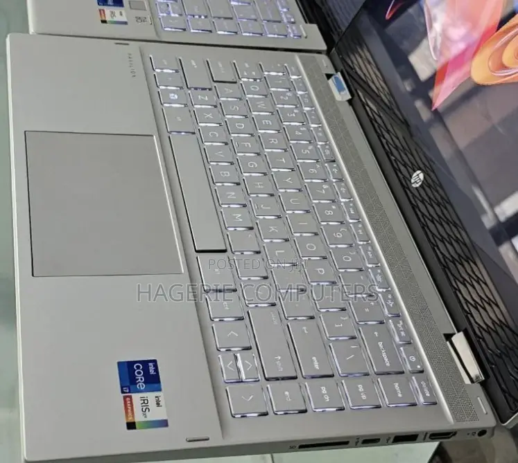 New Laptop HP Pavilion 14-ce1000 8GB Intel Core i5 SSD 512GB