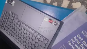 New Laptop Lenovo Legion 5 8GB AMD Ryzen 7 SSD 512GB