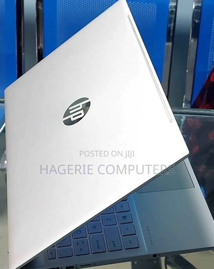 New Laptop HP Pavilion 14-Ce3064st 16GB Intel Core I7 SSD 1T