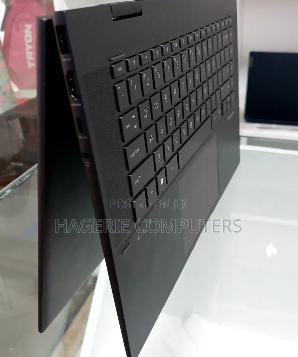 Laptop HP Envy X360 16GB AMD Ryzen 5 SSD 512GB