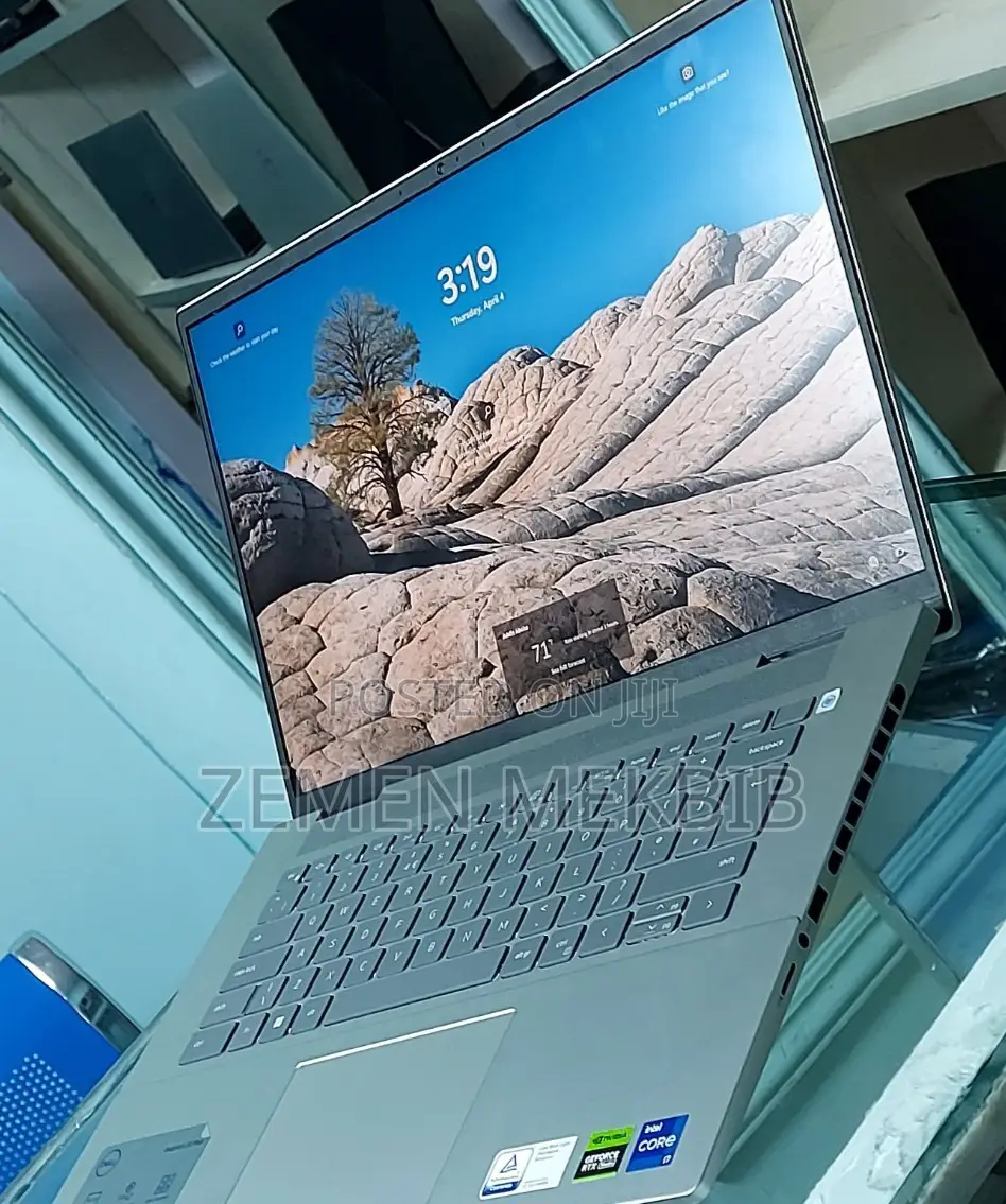 New Laptop Dell 16GB Intel Core I7 SSD 1T