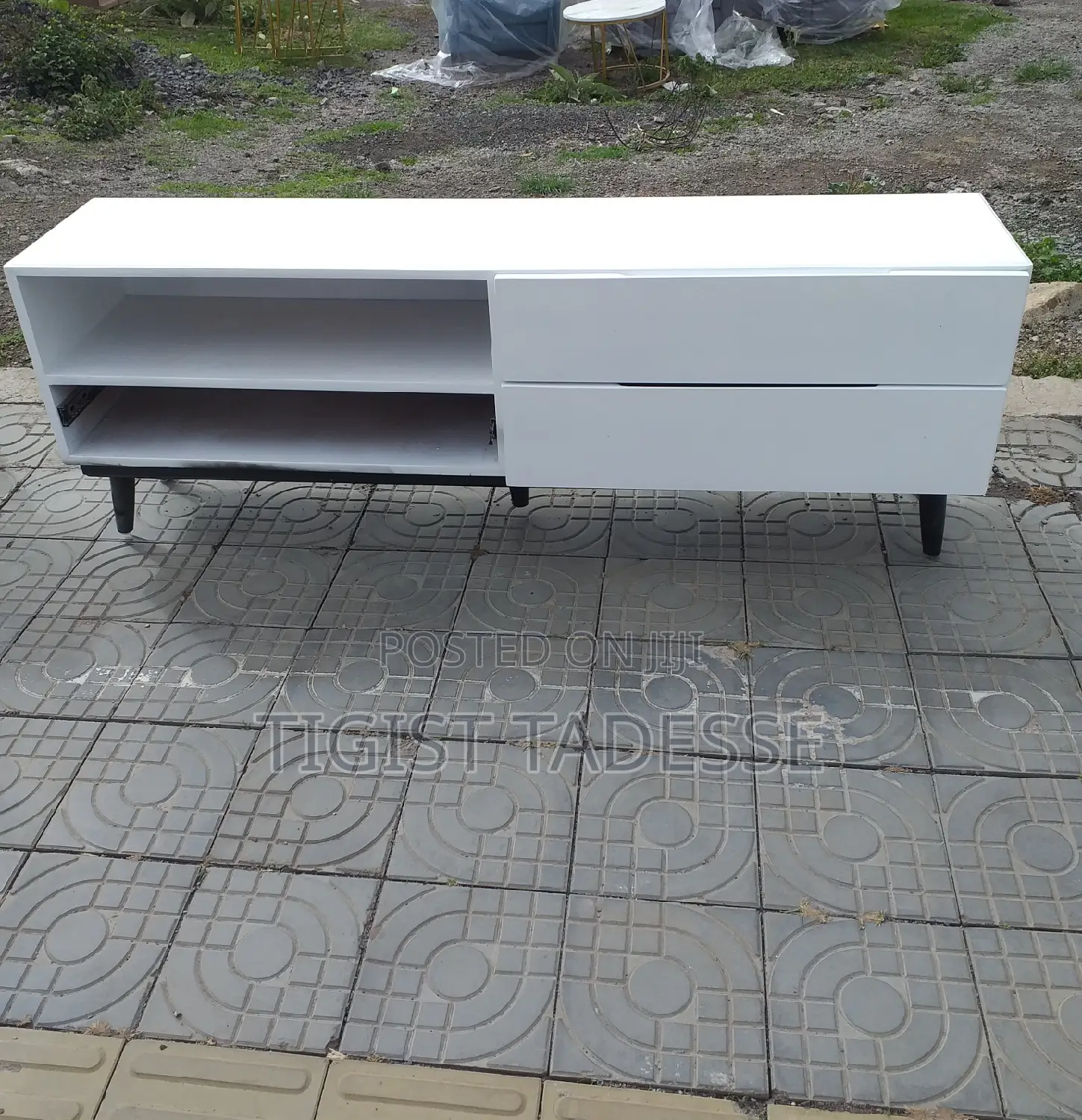 Tv Stand 150cm and Sofa Table Same Colour