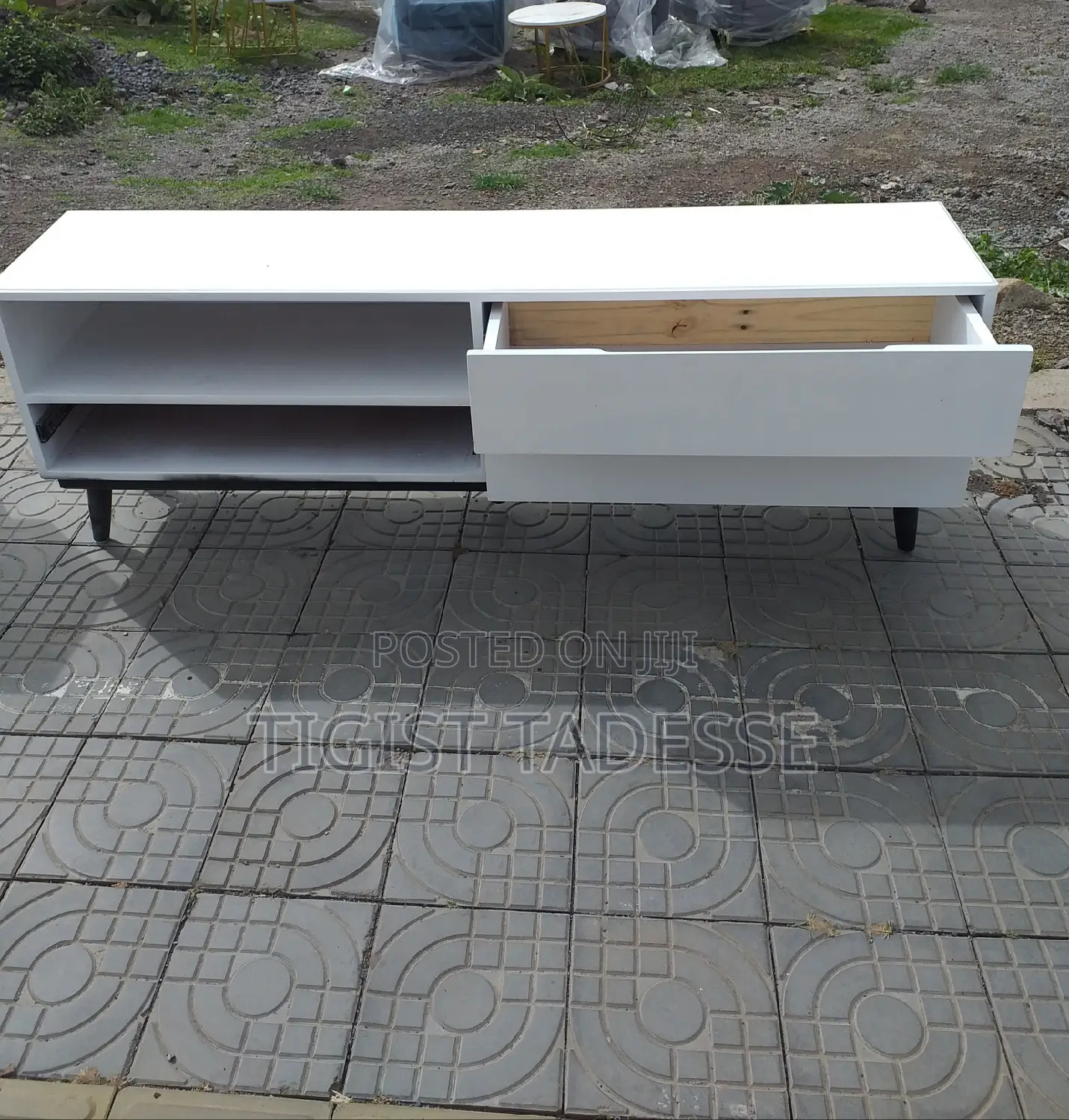 Tv Stand 150cm and Sofa Table Same Colour