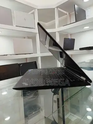 Photo - New Laptop Lenovo ThinkPad Yoga 16GB Intel Core I7 SSD 512GB