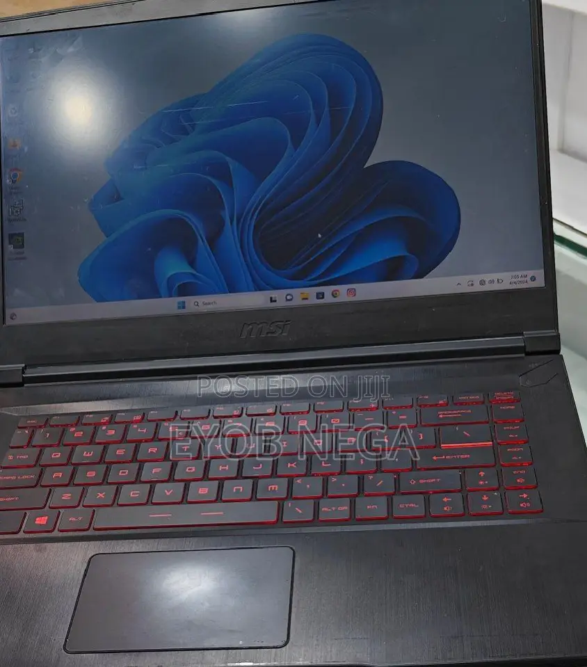 Laptop MSI Katana 15 16GB Intel Core I7 SSD 512GB