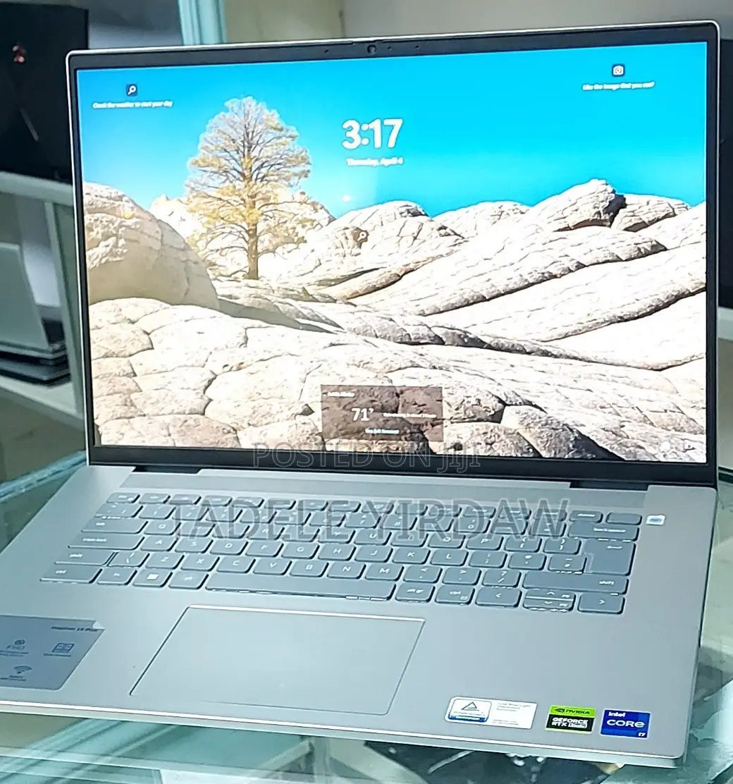 New Laptop Dell Inspiron 15 16GB Intel Core I7 SSD 1T