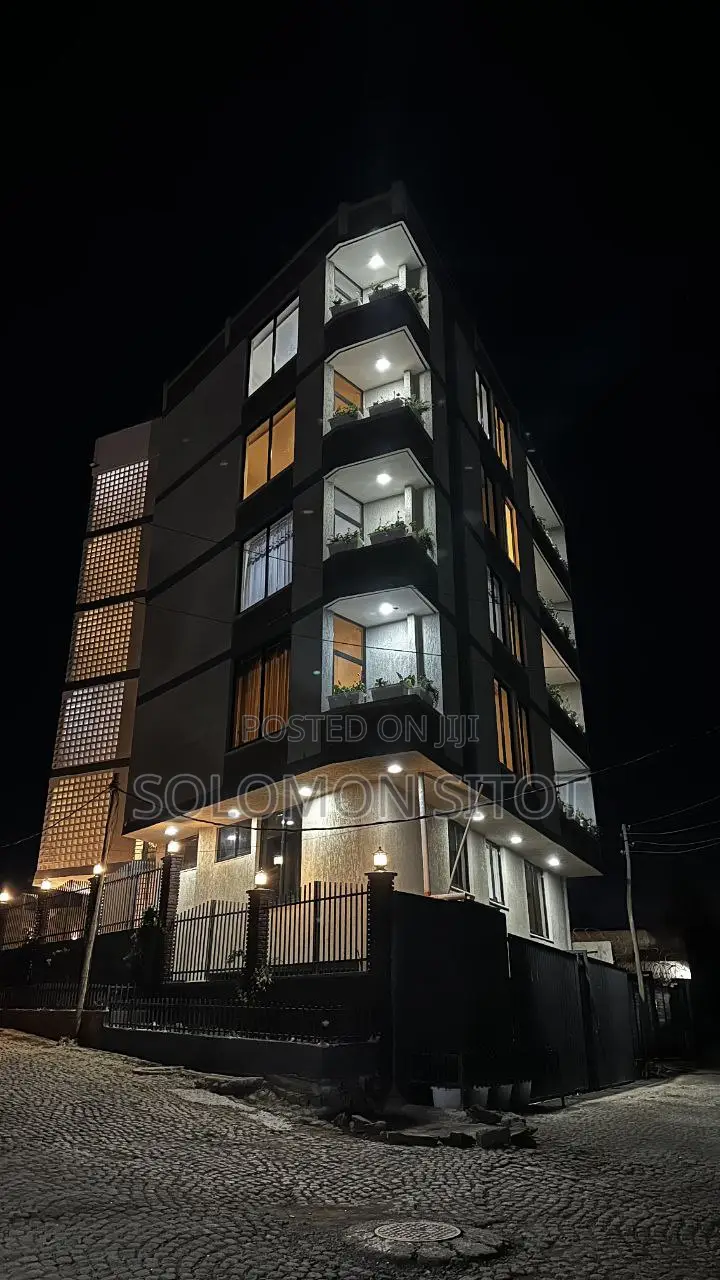 15bdrm Apartment in Luxury Apartment, Kirkos for rent