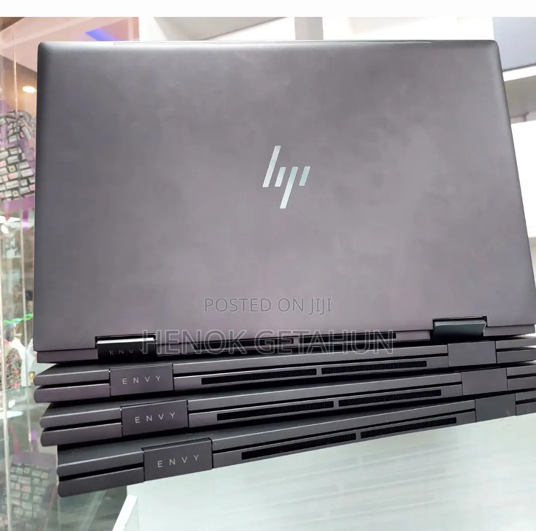 New Laptop HP Envy X360 16GB AMD Ryzen 7 SSD 512GB