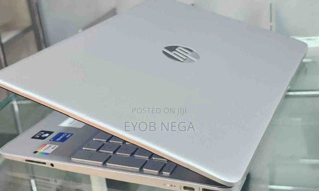 New Laptop HP Stream Notebook 16GB Intel Core I7 SSD 512GB