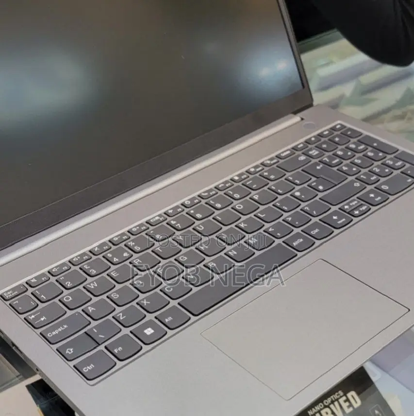 New Laptop Lenovo ThinkPad Yoga 8GB Intel Core I5 SSD 512GB