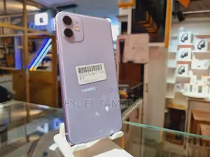 Photo - New Apple iPhone 11 128 GB Purple