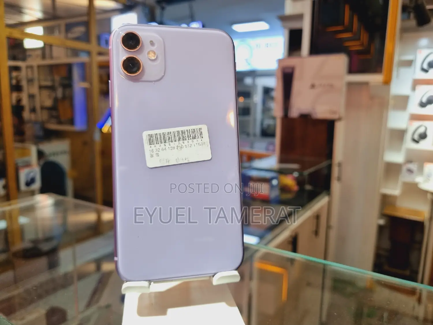 New Apple iPhone 11 128 GB Purple