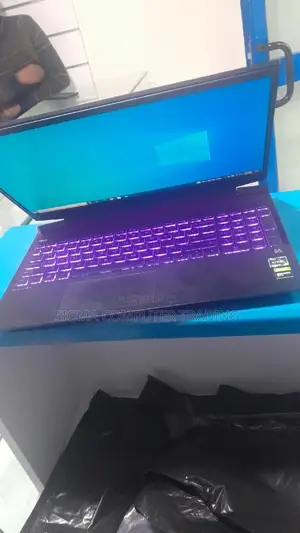 Photo - New Laptop HP Pavilion 15 8GB AMD Ryzen 5 SSD 512GB