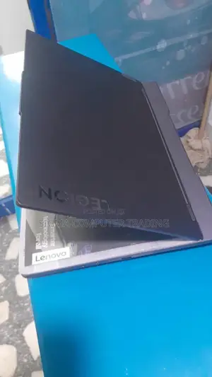 New Laptop Lenovo Legion 5 8GB AMD Ryzen 7 SSD 512GB