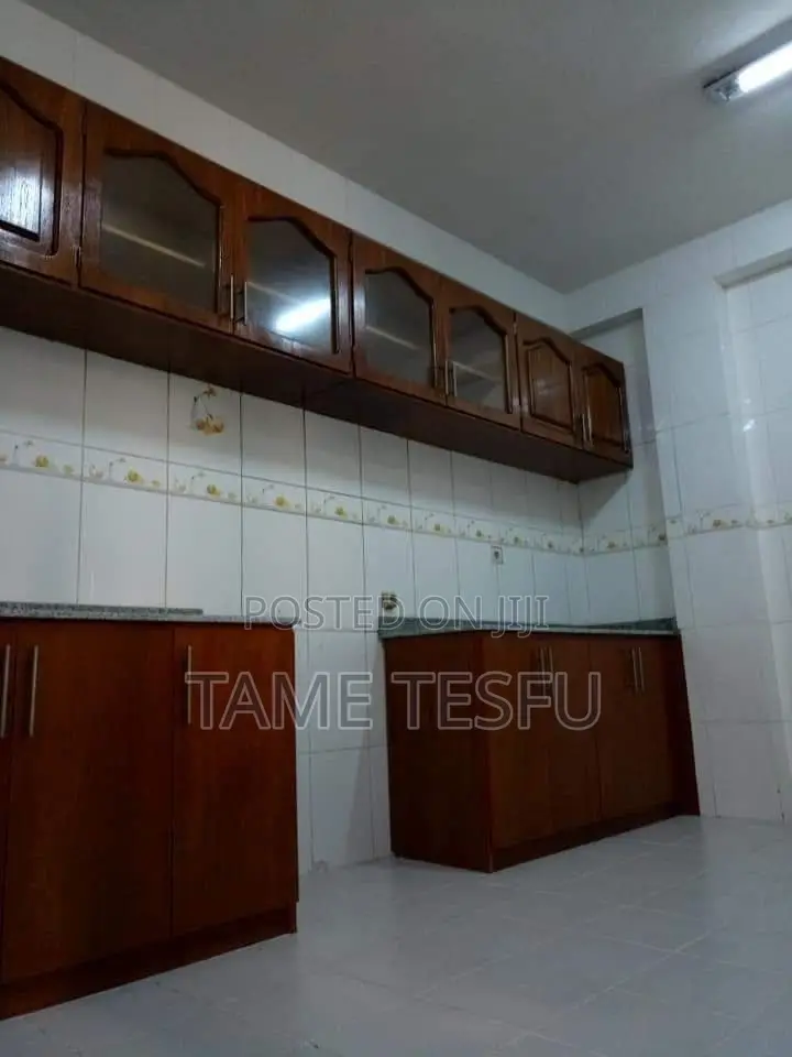 Furnished 6bdrm House in Figa, Bole for sale