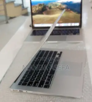 New Laptop Apple MacBook Air 2015 4GB Intel Core I5 SSD 128GB