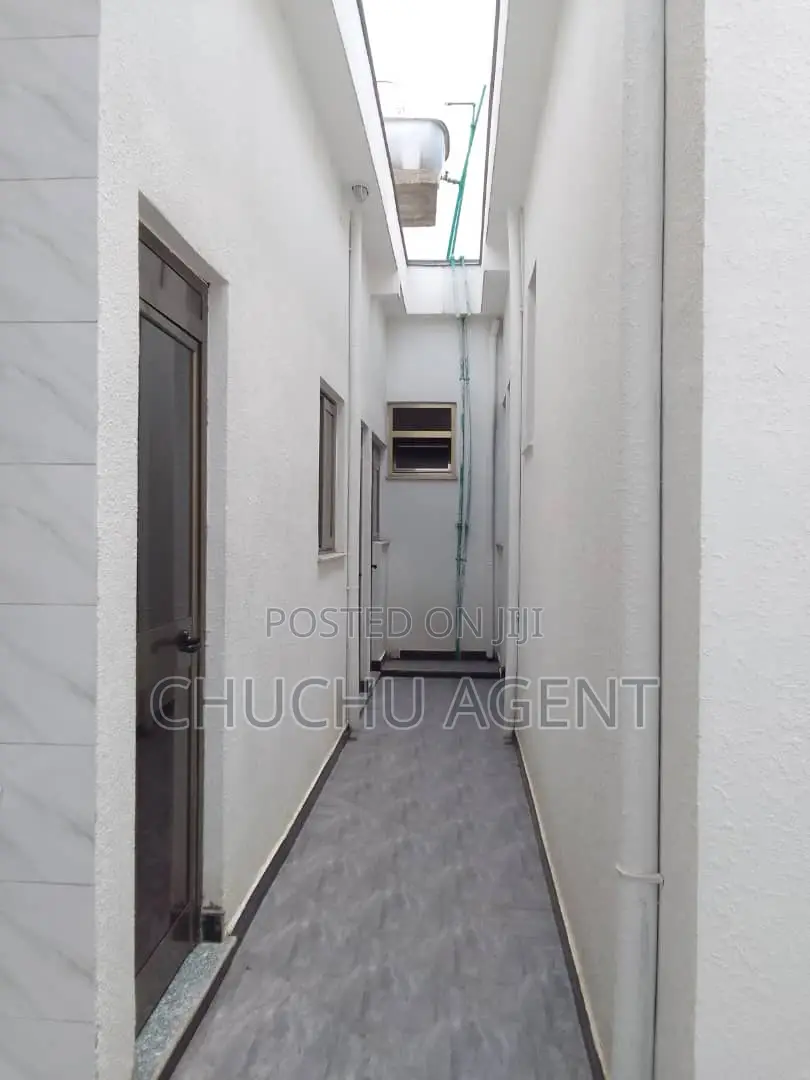 3bdrm House in Bole for sale