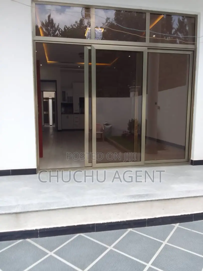 3bdrm House in Bole for sale