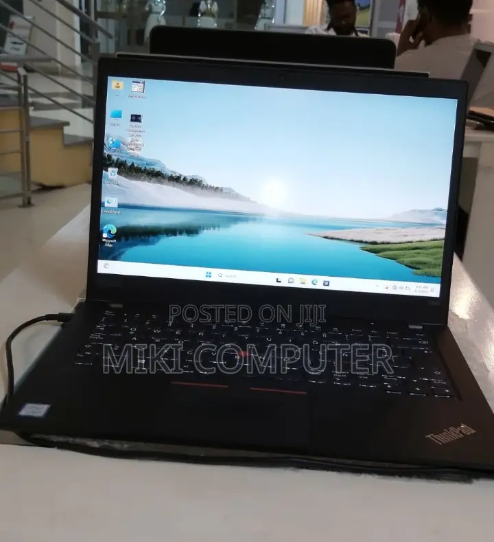New Laptop Lenovo Thinkpad T490s 16GB Intel Core I7 SSD 512GB