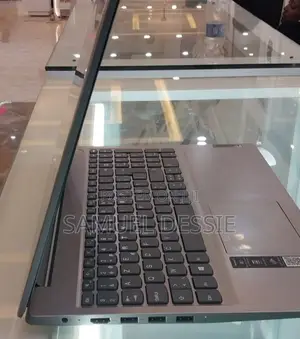 New Laptop Lenovo Ideapad 3 12GB AMD Ryzen 3 SSD 256GB