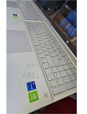 New Laptop HP Pavilion 15 16GB Intel Core I7 SSD 1T