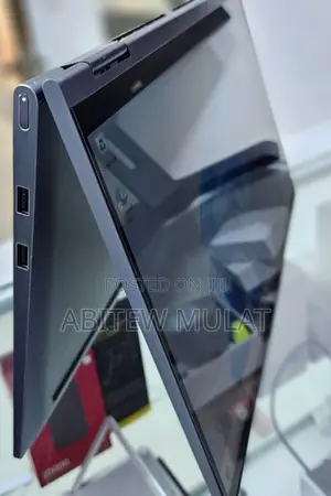 New Laptop Lenovo Yoga 710 8GB Intel Core I5 SSD 512GB