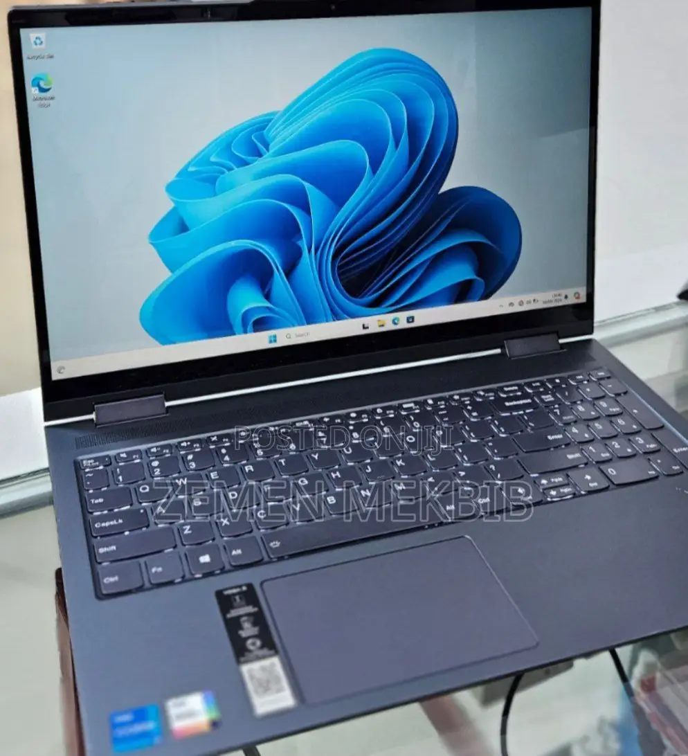 New Laptop Lenovo ThinkPad Yoga 8GB Intel Core I5 SSD 512GB