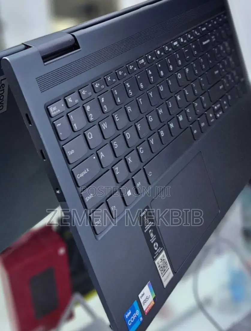 New Laptop Lenovo ThinkPad Yoga 8GB Intel Core I5 SSD 512GB