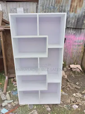 Photo - የመፅሀፍ መደርደሪያ