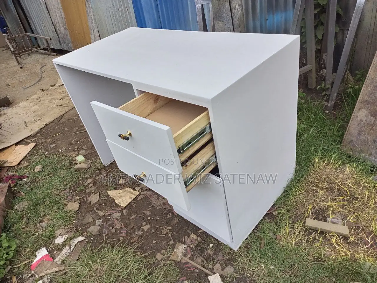 የቢሮ / ጠረጴዛ