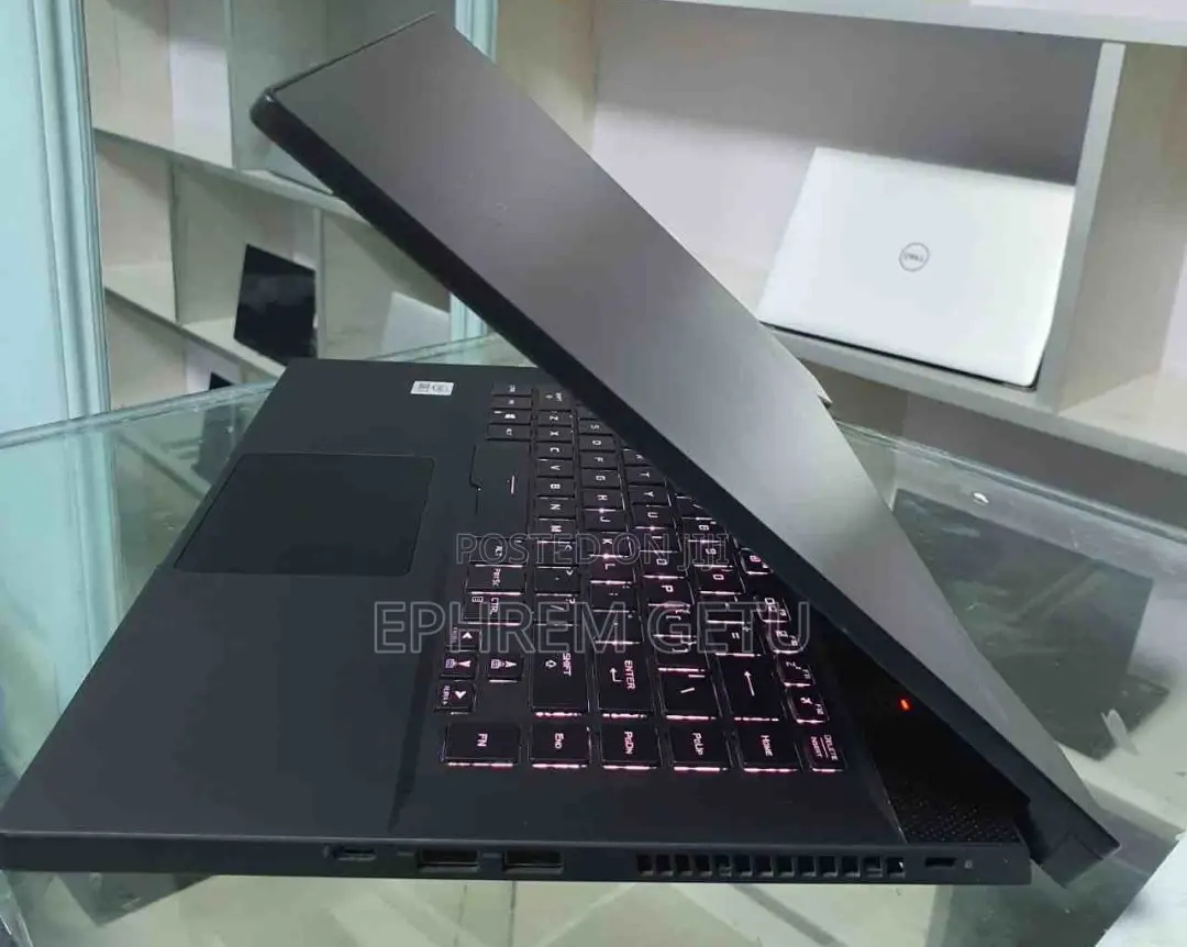 New Laptop Asus ROG Zephyrus G15 16GB Intel Core I7 SSD 512GB