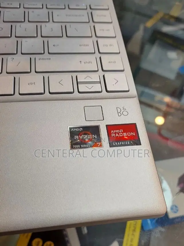 New Laptop HP Pavilion Dv7Z 16GB AMD Ryzen 7 SSD 512GB