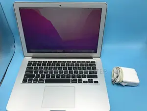 Photo - New Laptop Apple MacBook Pro 2017 8GB Intel Core I5 SSD 128GB