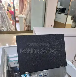 Photo - New Laptop Lenovo ThinkPad Yoga 8GB Intel Core I5 SSD 512GB